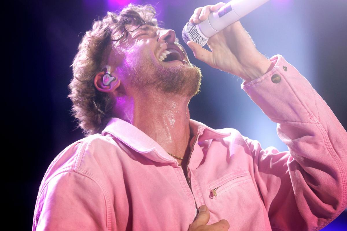 Bailey Zimmerman Has Canceled a 10-Date International Tour