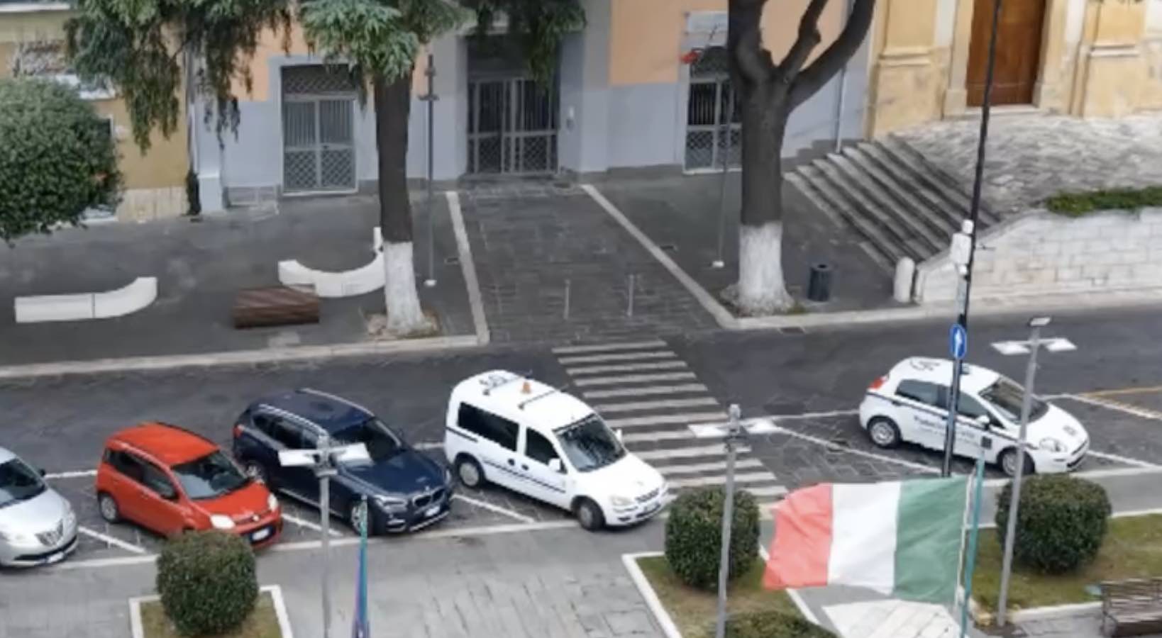 Camorra e politica: sei arresti a Santa Maria a Vico. In manette esponenti del clan Massaro e amministratori comunali