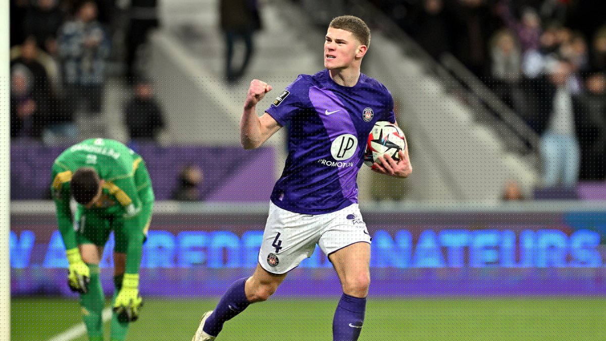 TFC : c'est officiel, Charlie Cresswell quitte Toulouse mais pas la France... Le chouchou du Stadium rejoint Rennes contre une très belle somme