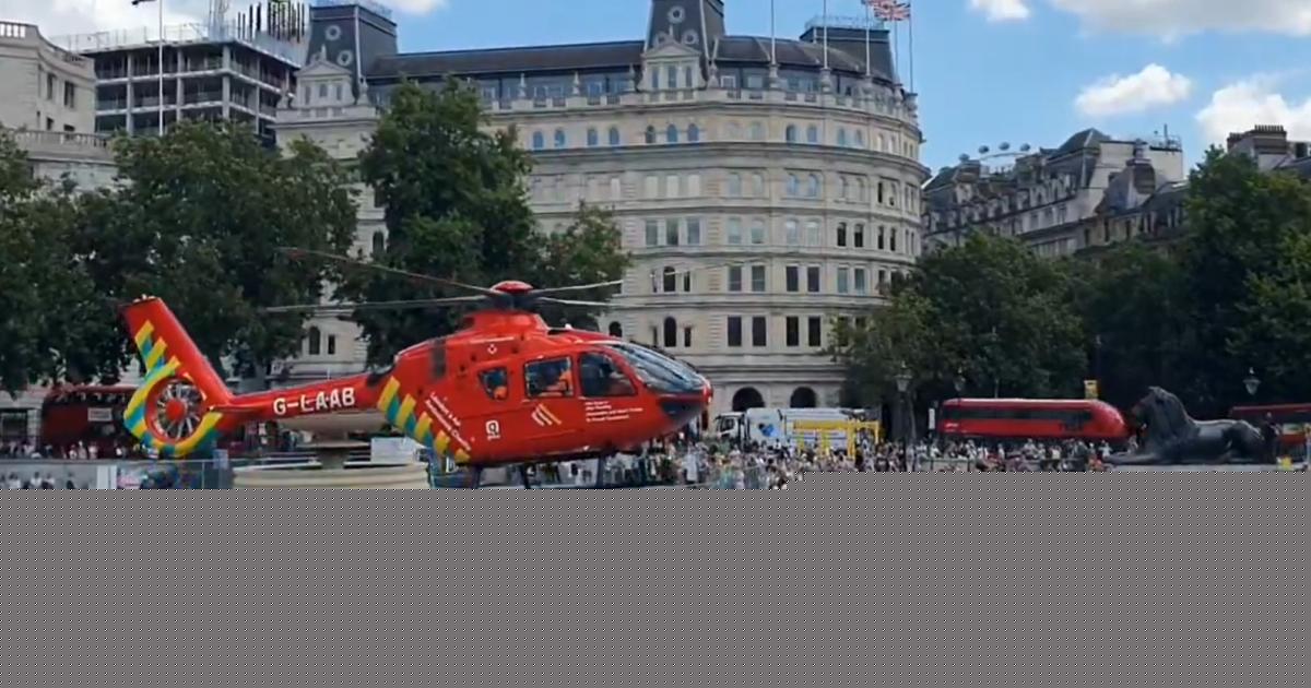 WATCH as air ambulance lifts off from the middle of Trafalgar Square after stabbing