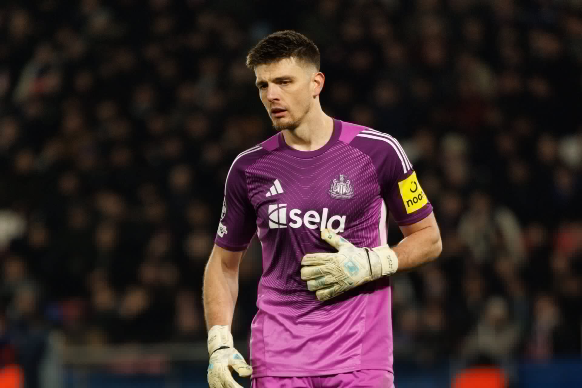 Nick Pope to Celtic talk cooled as goalkeeper timeline emerges
