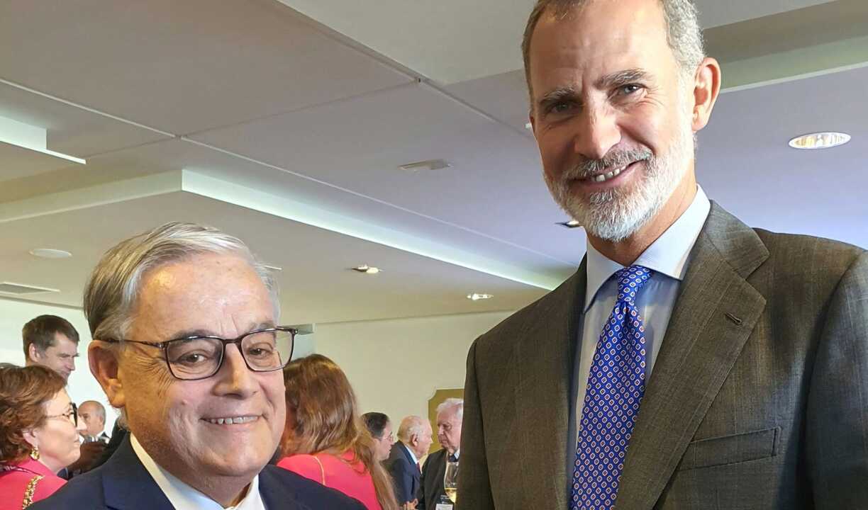 Felipe VI y la marea del pensamiento en A Toxa