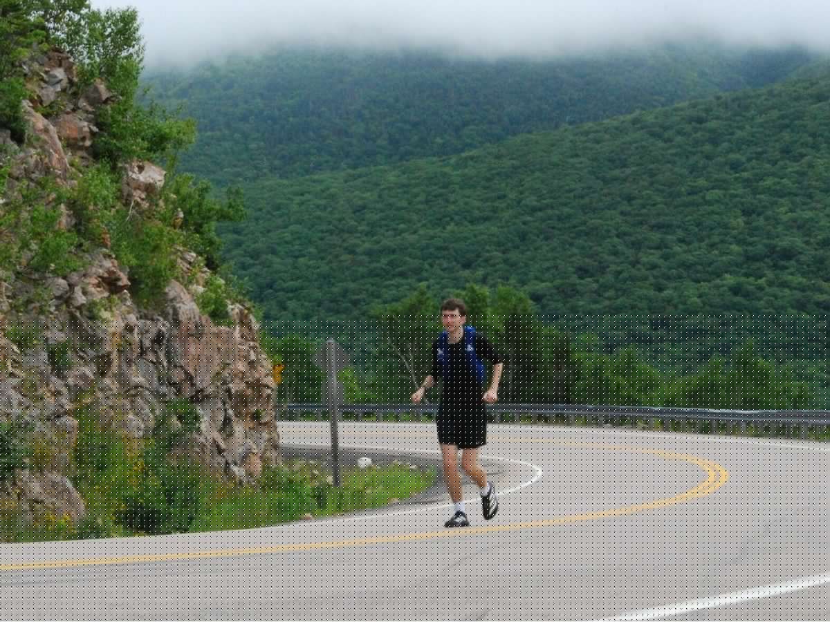 Bedford runner covering a marathon a day in fundraising run across Nova Scotia