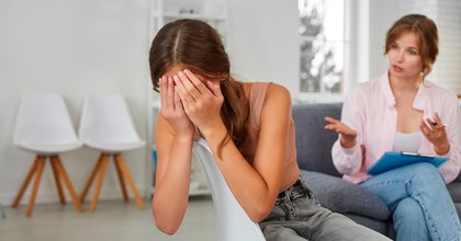 Jeunes en détresse : “On entre dans une crise permanente”