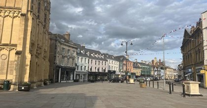 Why part of park has been closed in Cirencester