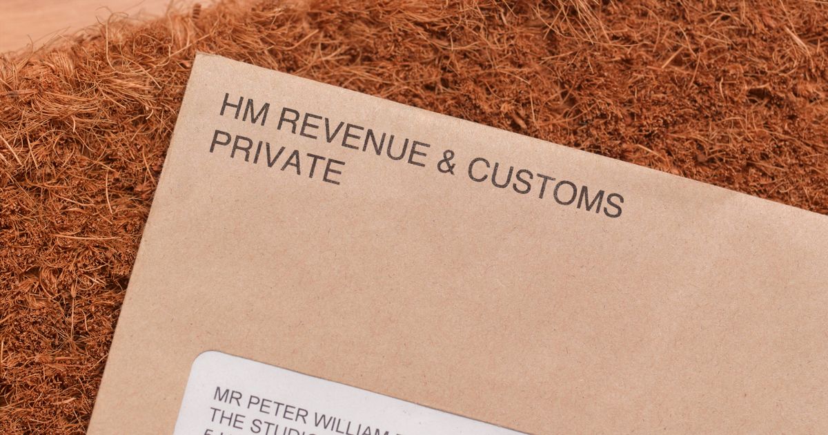 HMRC deadline as £100 fines start tomorrow night