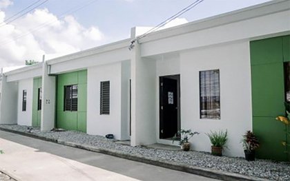 DPWH to build P1.8 billion housing for informal settlers