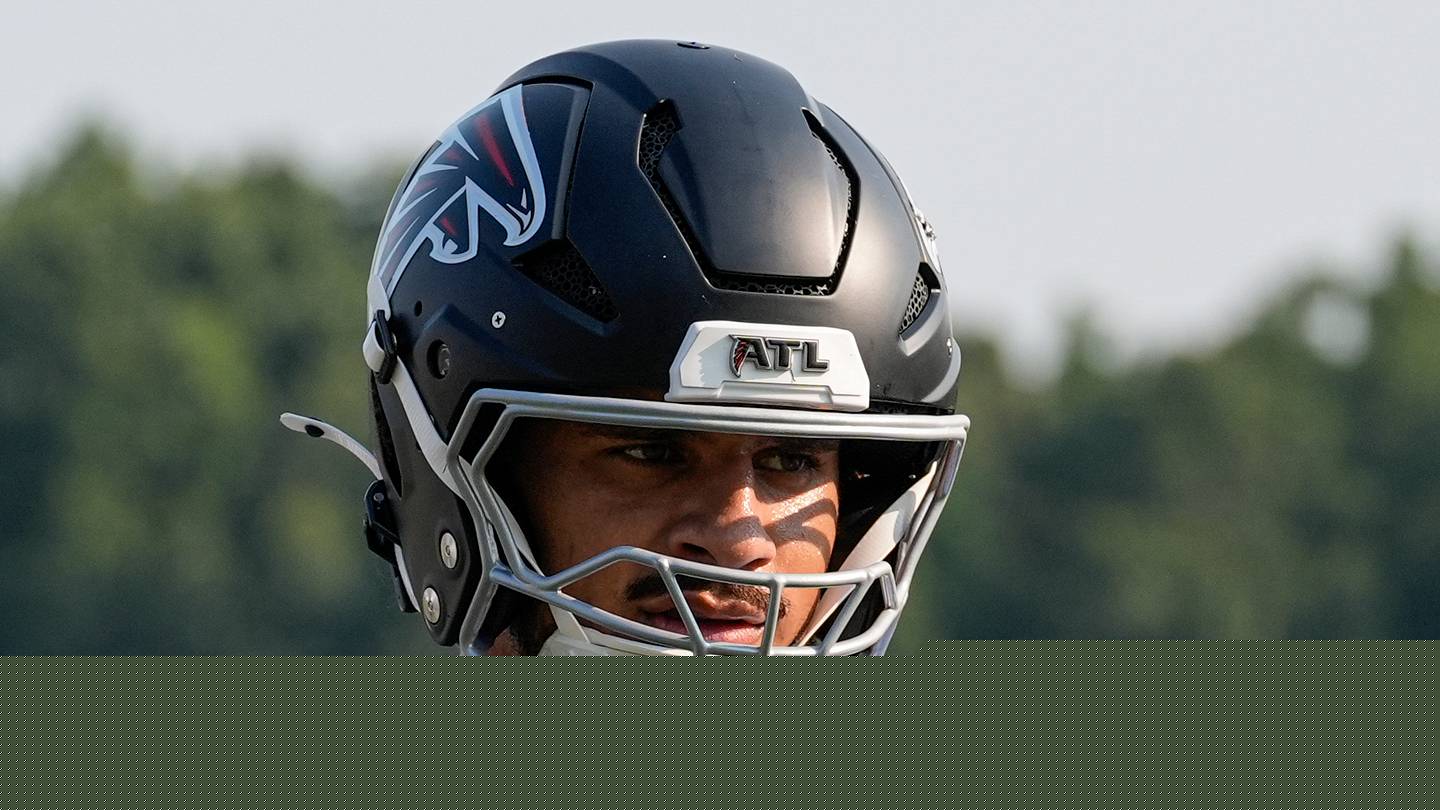 Falcons desperately need Bralen Trice to step up after the Jalon Walker injury