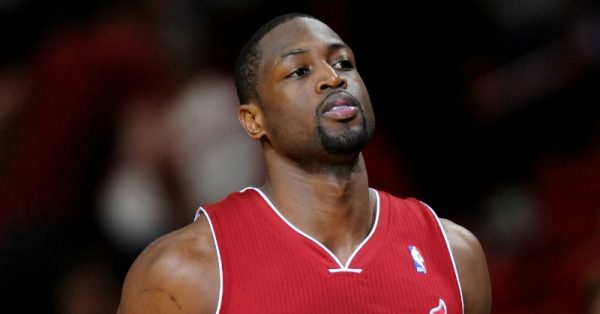 Dwyane Wade: “Doktorlar Dizime 5 Yıl Ömür Biçmişti”