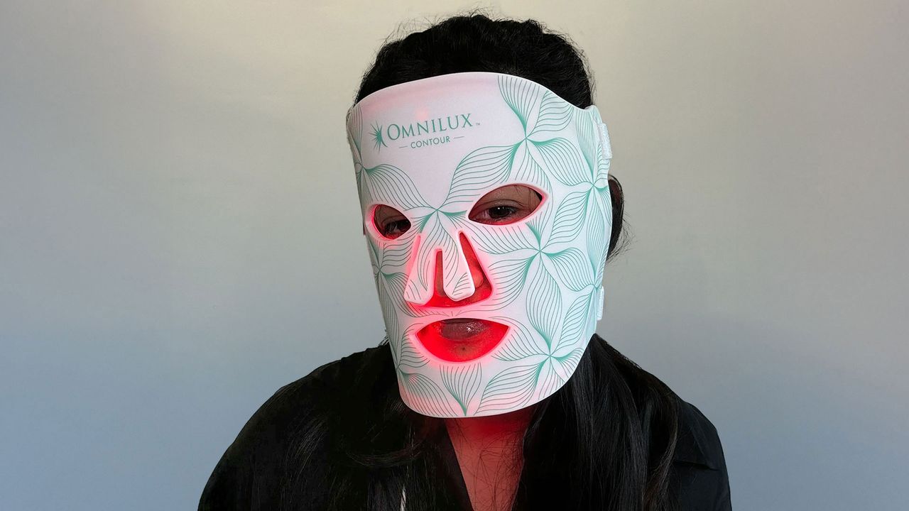 I Tried The Omnilux Contour Face LED Mask – Here Are My Honest Thoughts