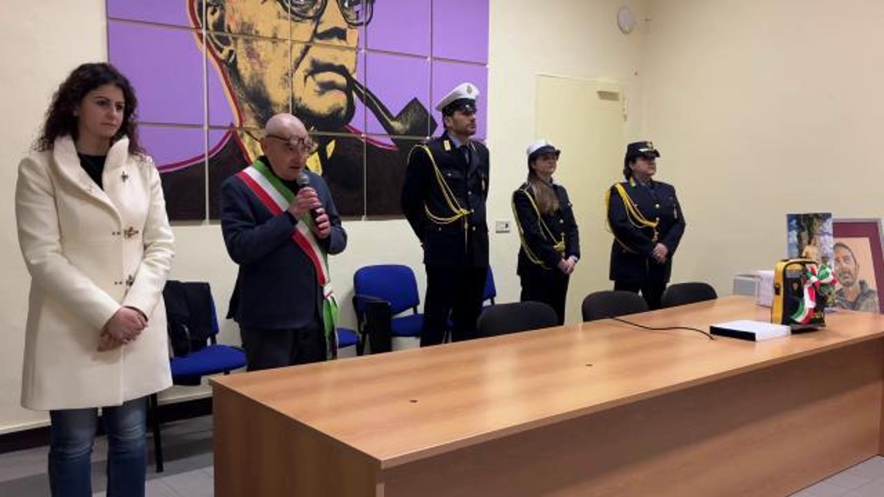 Un defibrillatore in memoria del vigile Alessandro Re