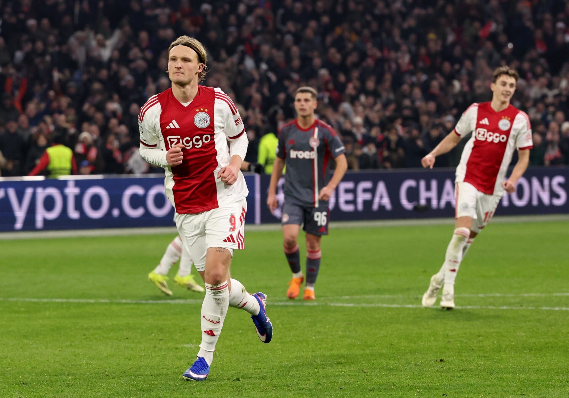 Watch former Celtic target Kasper Dolberg score Champions League goal after deadline-day snub