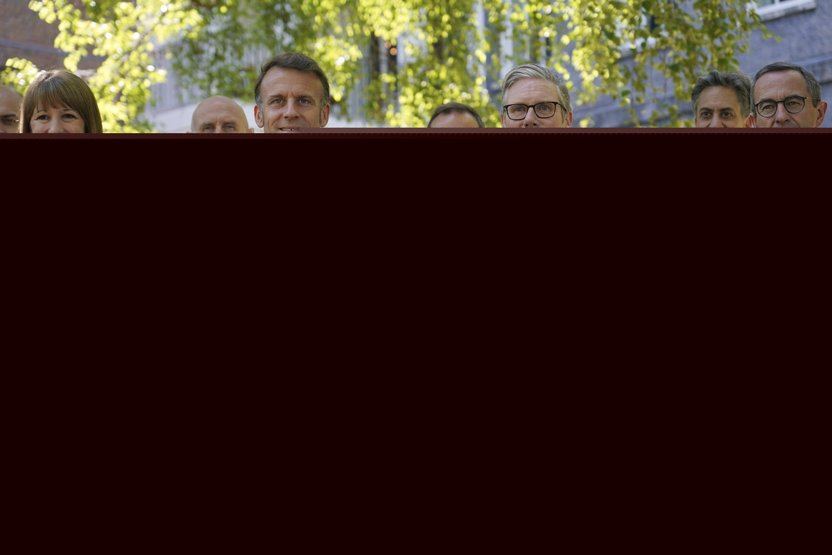 How are ‘bankrupt’ France’s borrowing costs still lower than ours?