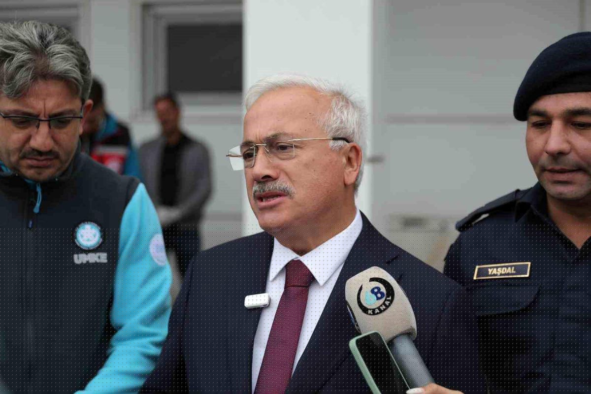 Vali Kumbuzoğlu: "Kazada 2 jandarma şehit oldu, 1 vatandaş hayatını kaybetti"