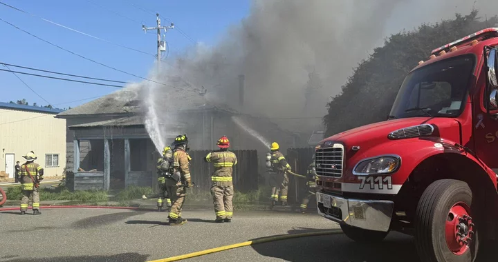 (VIDEO) Fortuna, Rio Dell Volunteer Firefighters Extinguish Structure Fire Near Middle School
