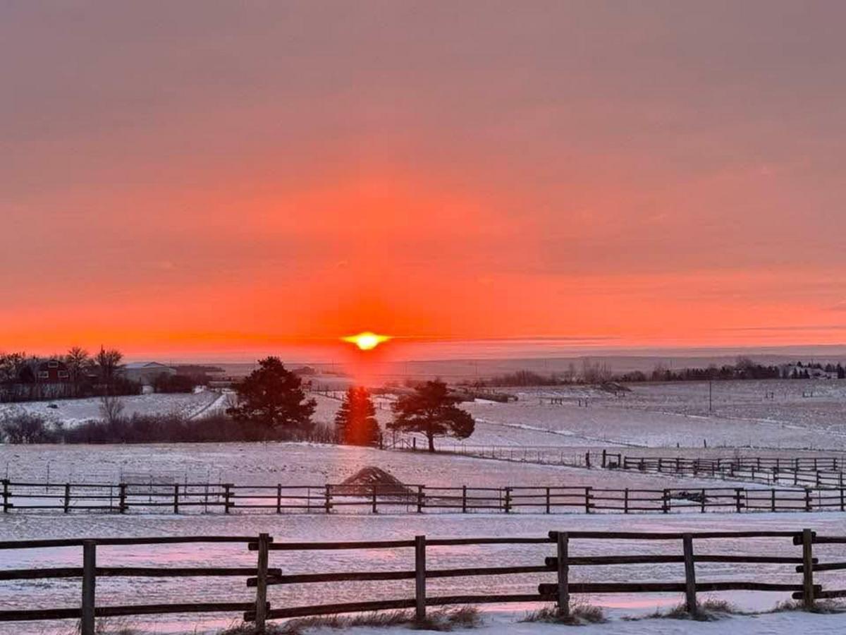 Spring Weather Outlook: What To Expect In North Dakota
