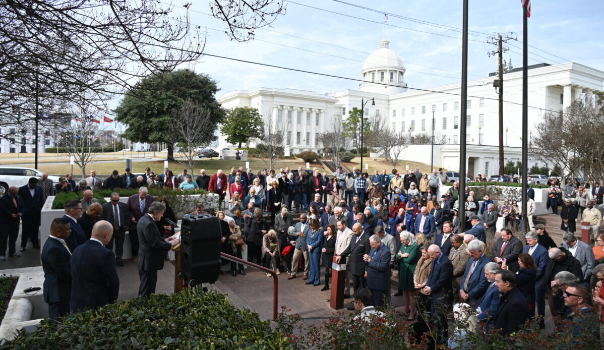 ALCAP ministry partners gather at Alabama State House