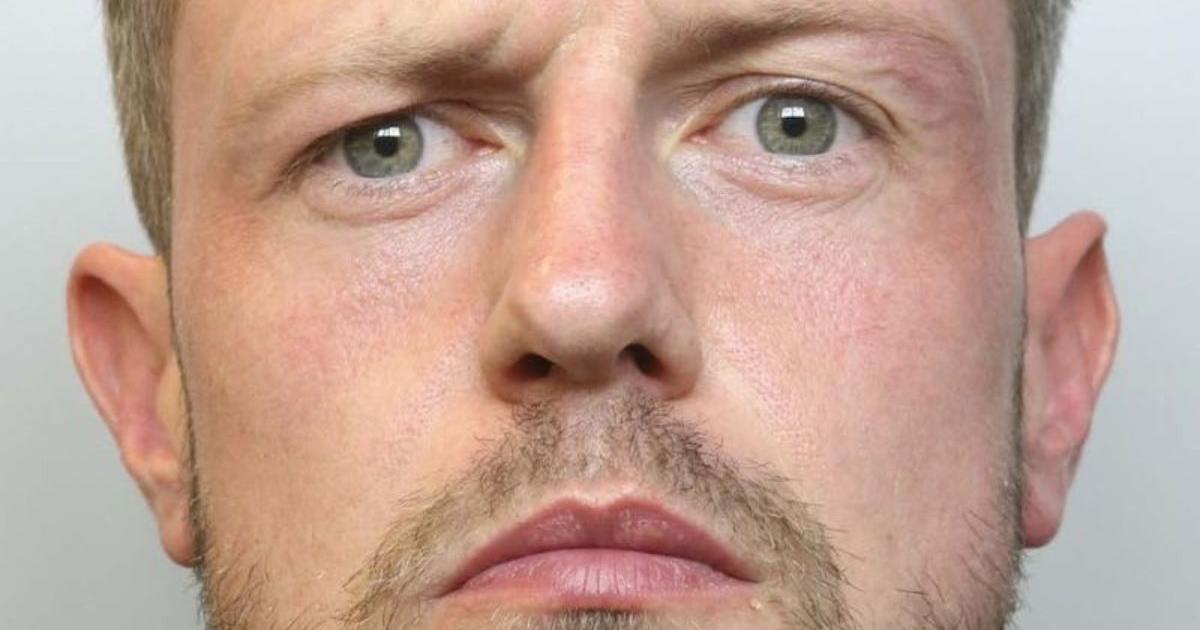 Flasher exposed himself to two women in incidents less than a month apart