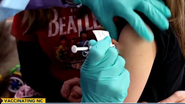 HEALTH TEAMFormer FDA chief: Full approval of vaccines will take time