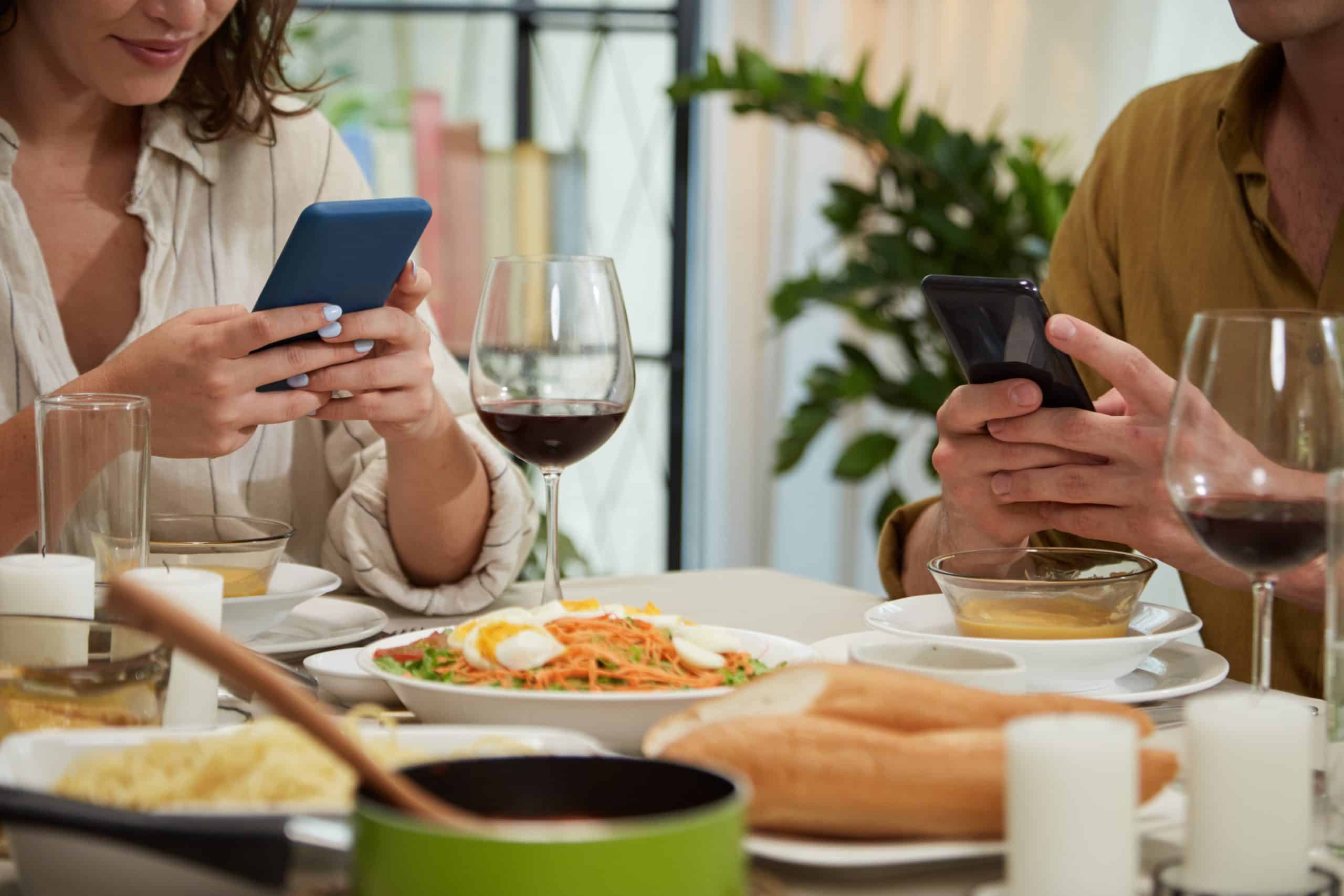 How Technology is Changing Family Relationships
