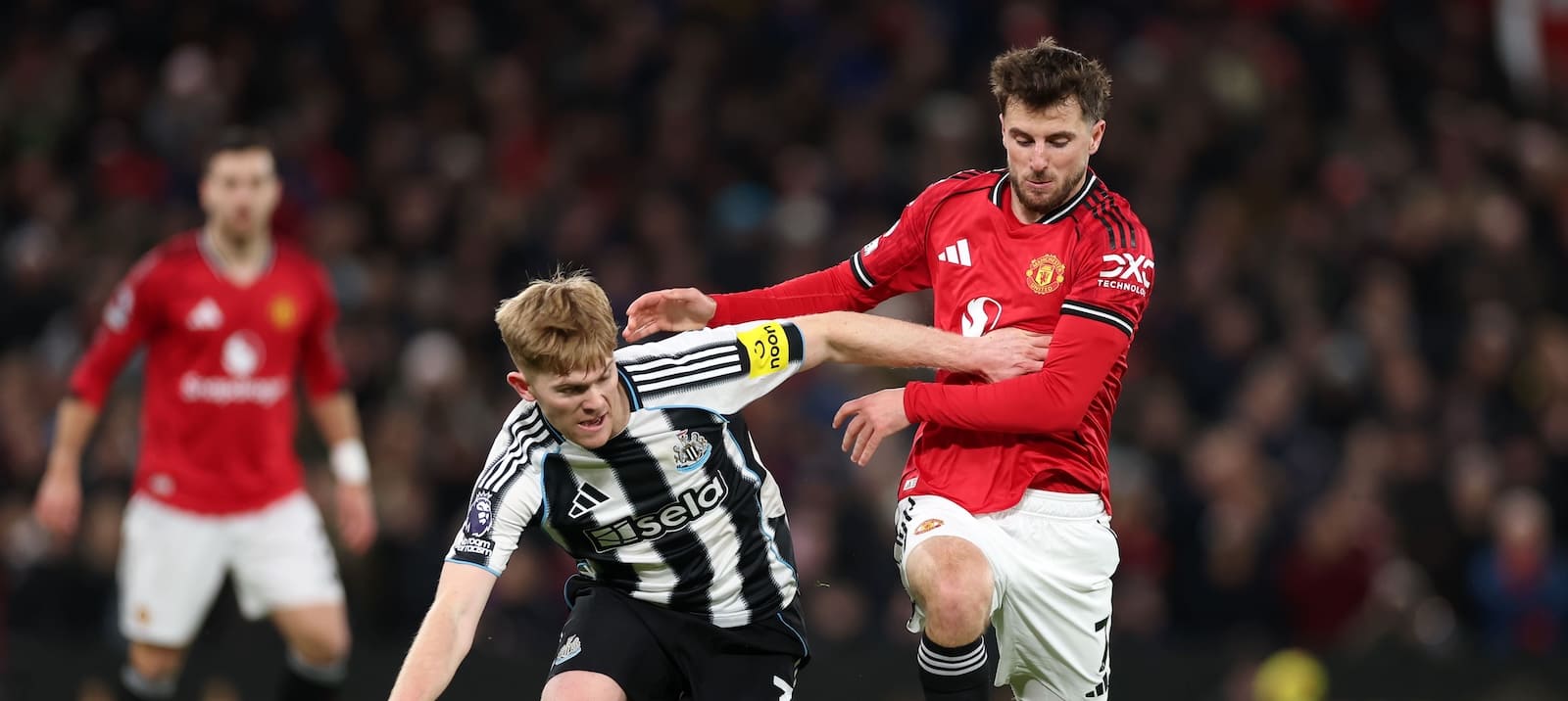 Michael Carrick provides injury update on Mason Mount