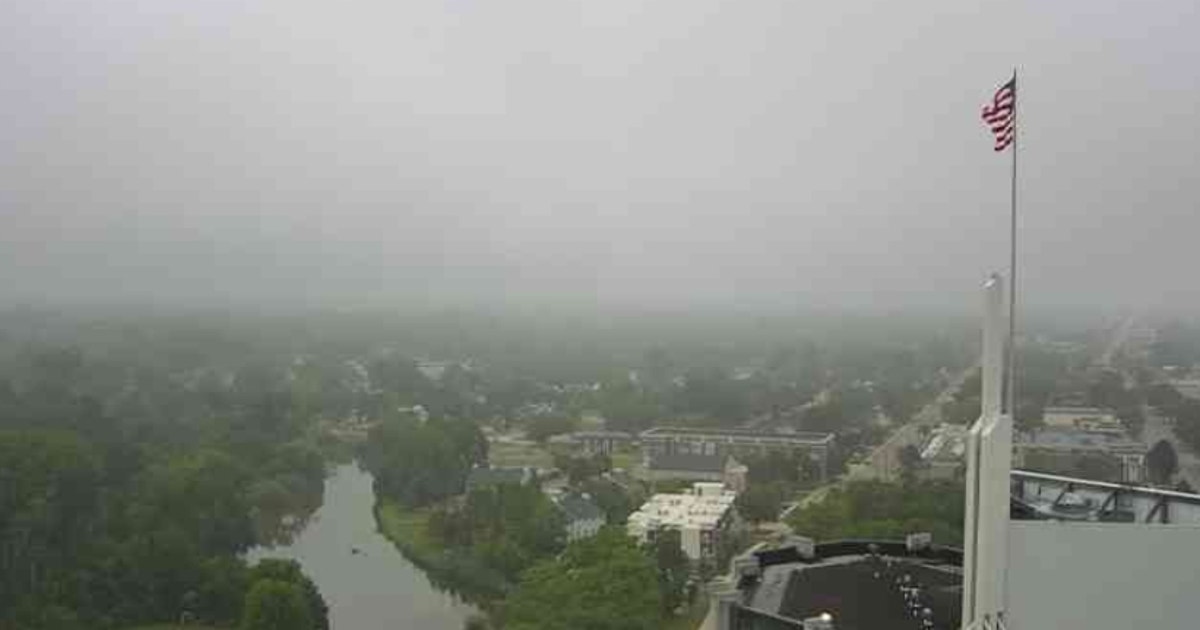Metro Detroit Weather: Dense fog advisory blankets SE Michigan
