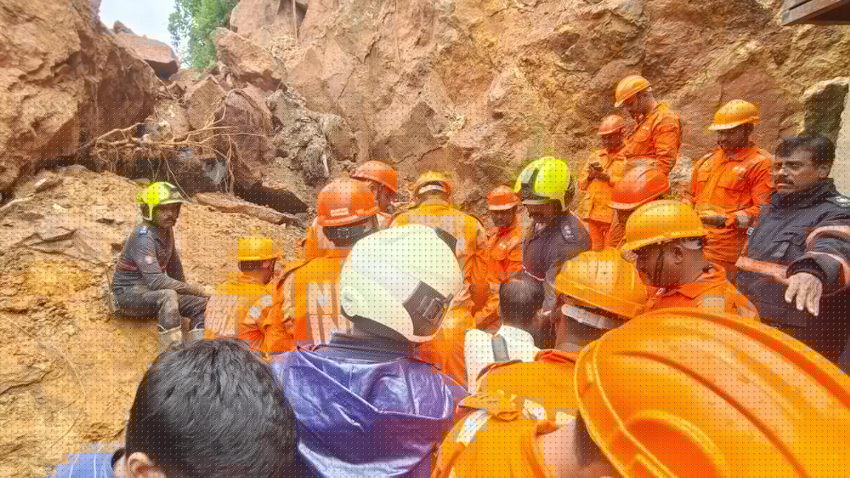 Top news of the day: At least 7 killed in Kurla landslip; Tamil Nadu Assembly seeks a freeze on Lok Sabha seats at 543, and more