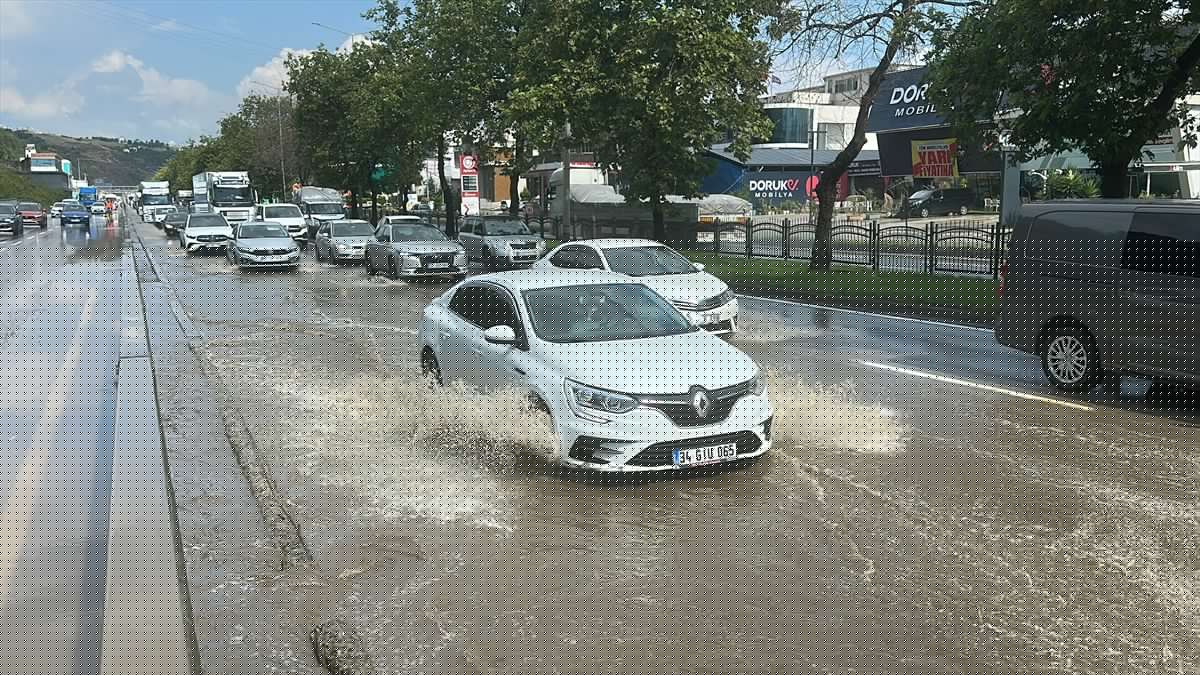 Samsun'da Sağanak Hayatı Olumsuz Etkiledi