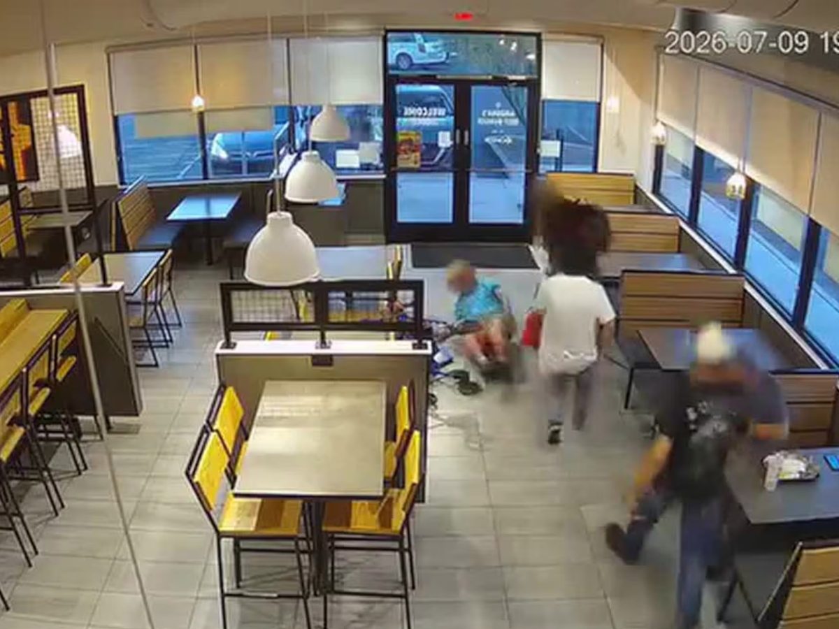 WATCH: 70-year-old man saved by bystanders as suspect attempts to rob him at Tucson restaurant