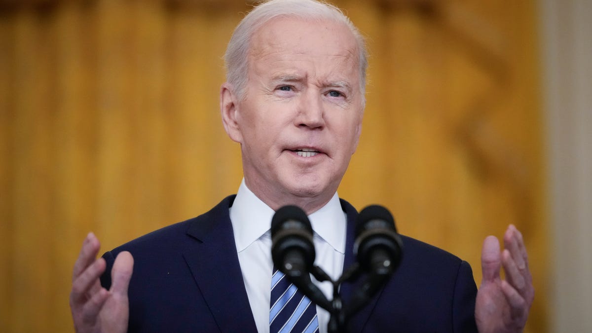 Biden details new Russian sanctions as death toll climbs in Ukraine