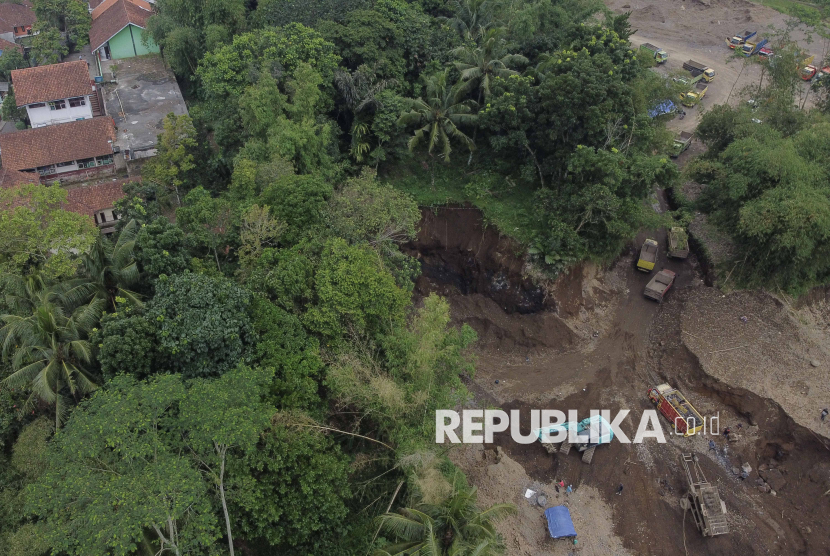 ESDM Konsultasikan Penyesuaian Wilayah Pertambangan 2025 ke DPR RI