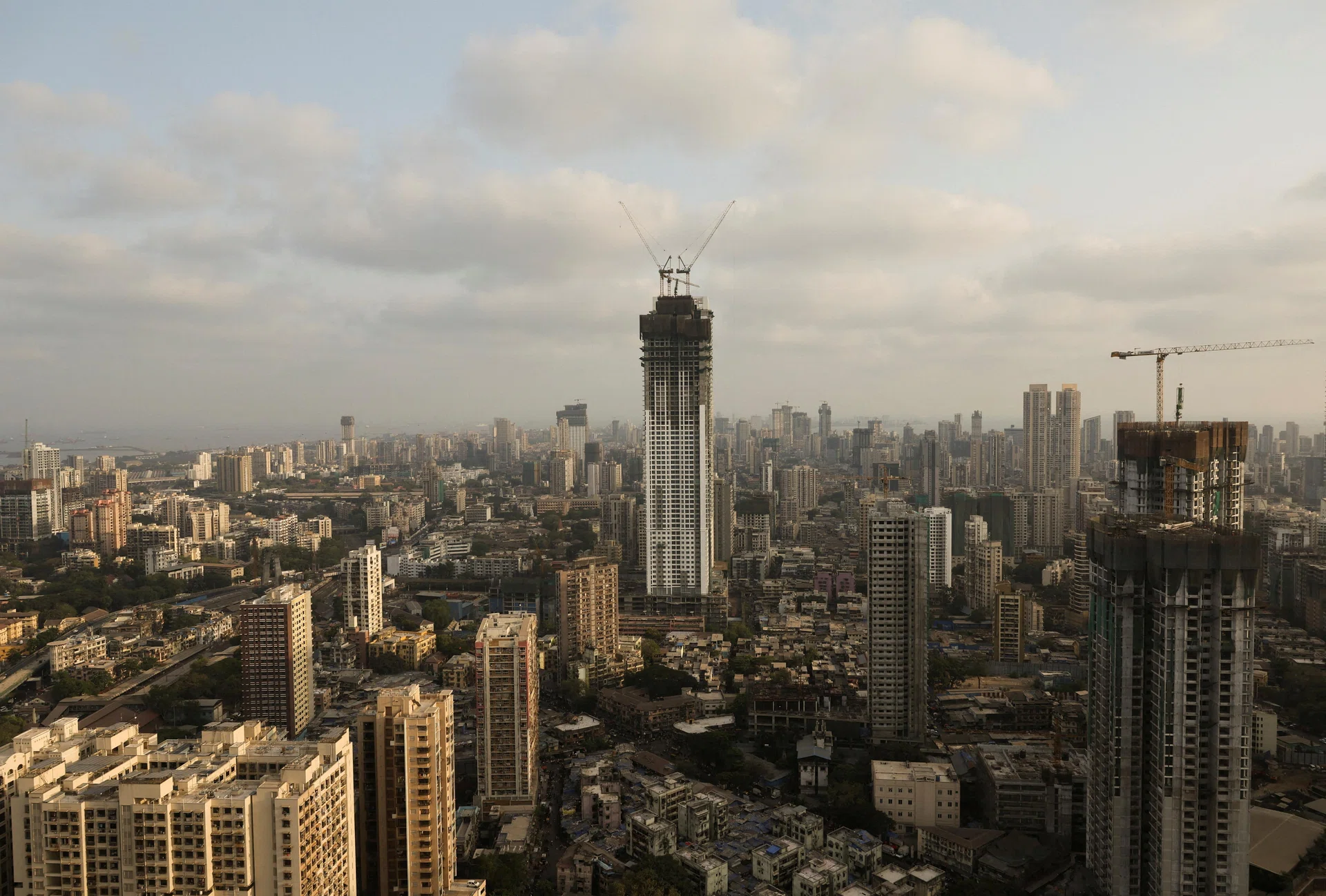 India expects up to 7.2% growth in upbeat outlook