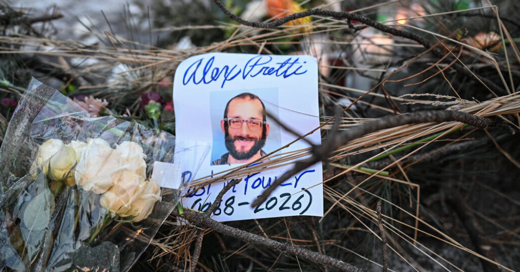 Videos Show Alex Pretti in Confrontation With Agents 11 Days Before His Death