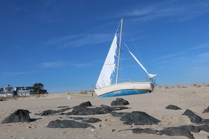 It’s been too long. Get your wrecked boat off our beach, Jersey Shore judge tells captain.