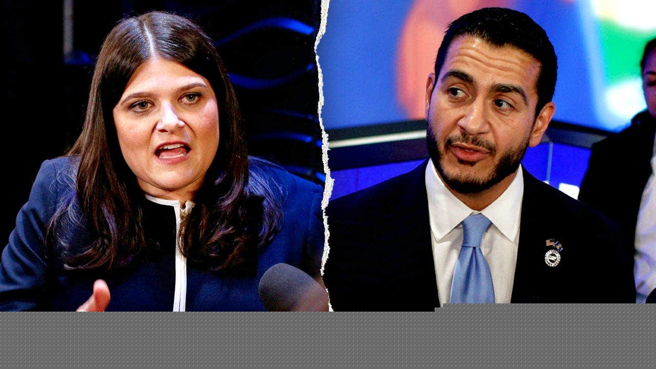 First polls close as socialist insurgents eye Midwest gains in Dem civil war