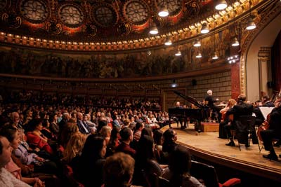 Renumitul dirijor Ton Koopman, pentru prima dată la pupitrul Orchestrei Filarmonicii ‘George Enescu’