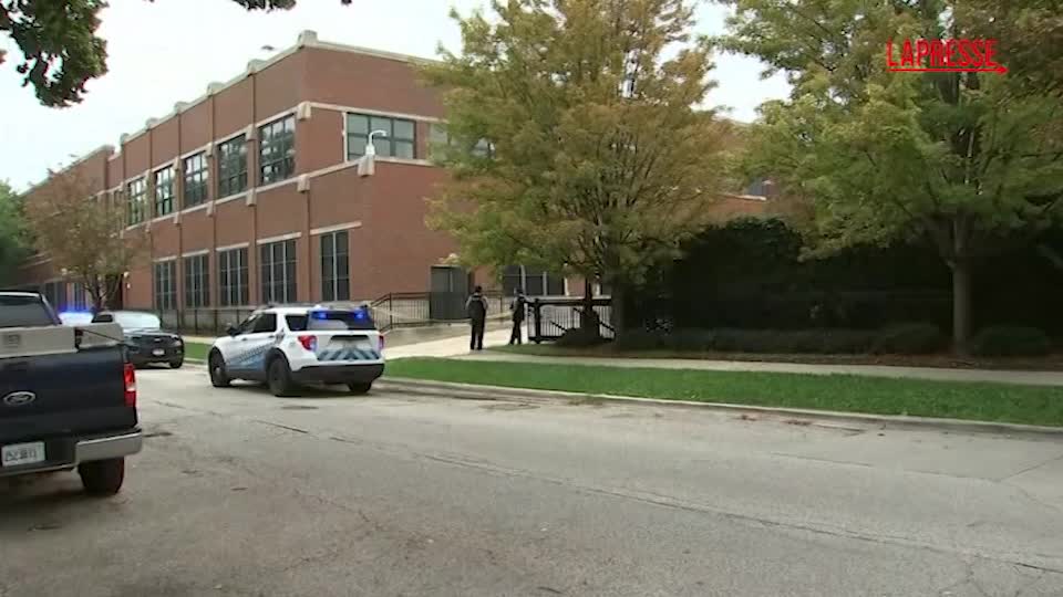 Stati Uniti, sparatoria in una scuola elementare di Chicago: i rilievi della polizia