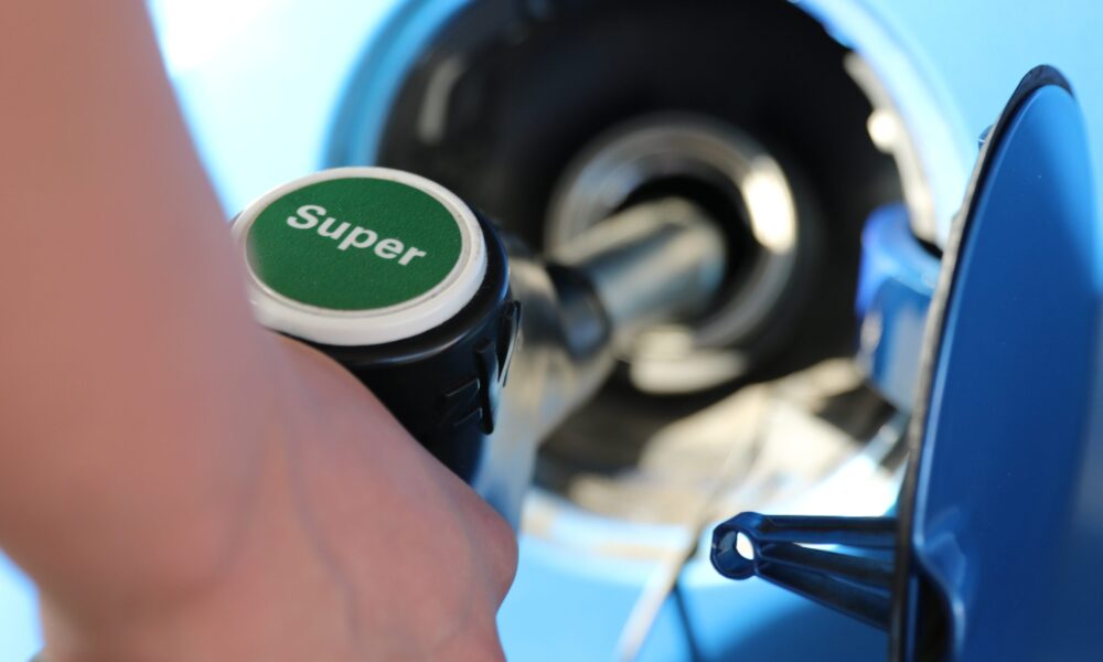 Preț carburanți 5 august 2026. Vești proaste pentru șoferi, benzina și motorina s-au scumpit din nou, unde sunt cele mai mici prețuri
