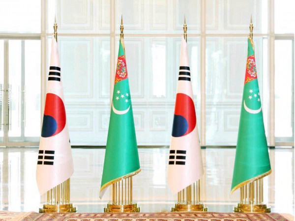 Turkmenistan, South Korea review chemical projects