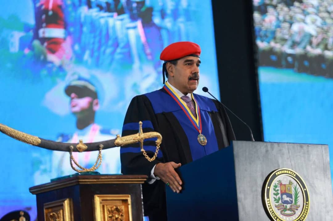 “No hay lugar para indisciplinas": Maduro llamó a cadetes a proteger Venezuela ante "amenaza" de EEUU