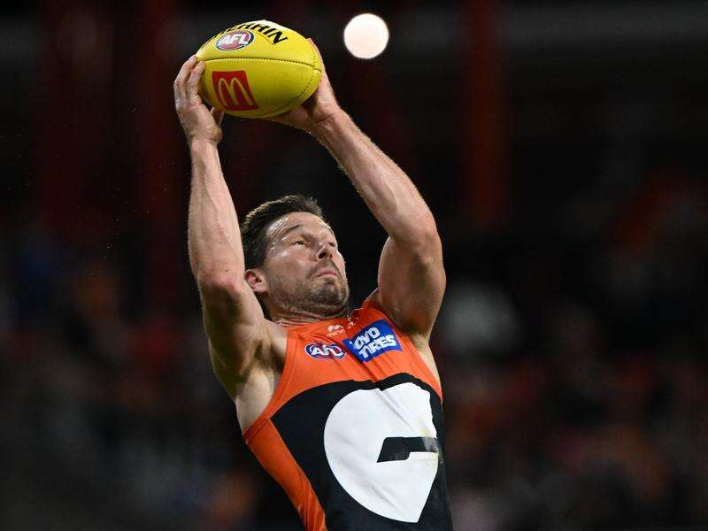 Giants ponder returns, cling to finals hopes