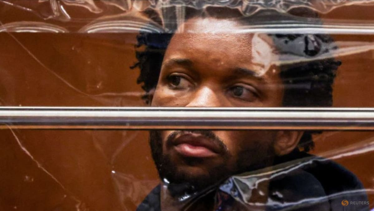 Prosecutors begin gruesome arguments against pop singer D4vd in murder case