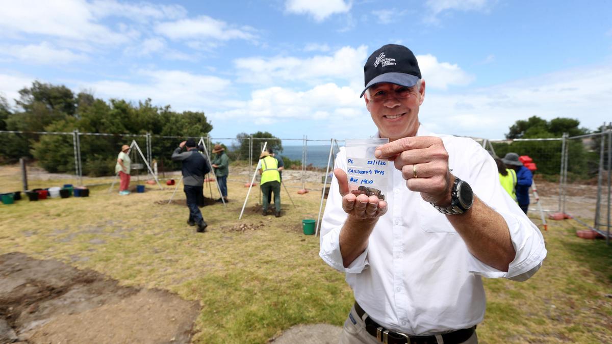 Community members take part in archaeological digs at Albany’s Pilot Station uncovering the sites history