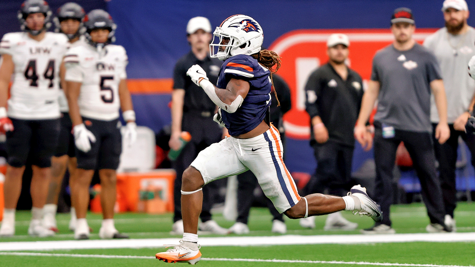 Henry added to Maxwell Award Watch List