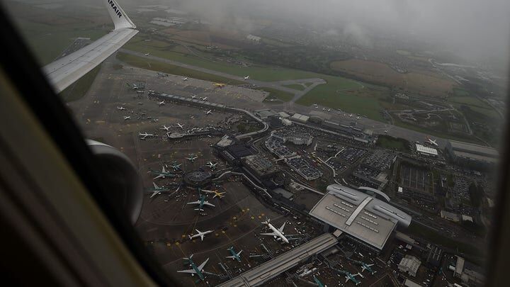 Another severe turbulence incident strikes passenger plane, follows death of passenger in similar incident 1 week earlier
