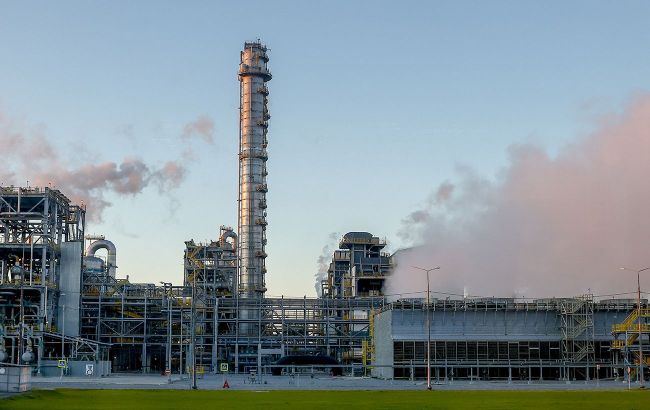 Russia’s largest petrochemical complex halted after drone attack