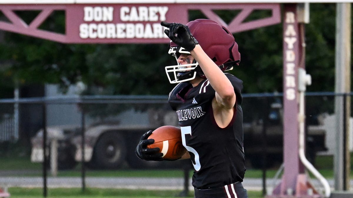 Charlevoix makes history with third straight title, Boyne makes it a game vs. TCSF