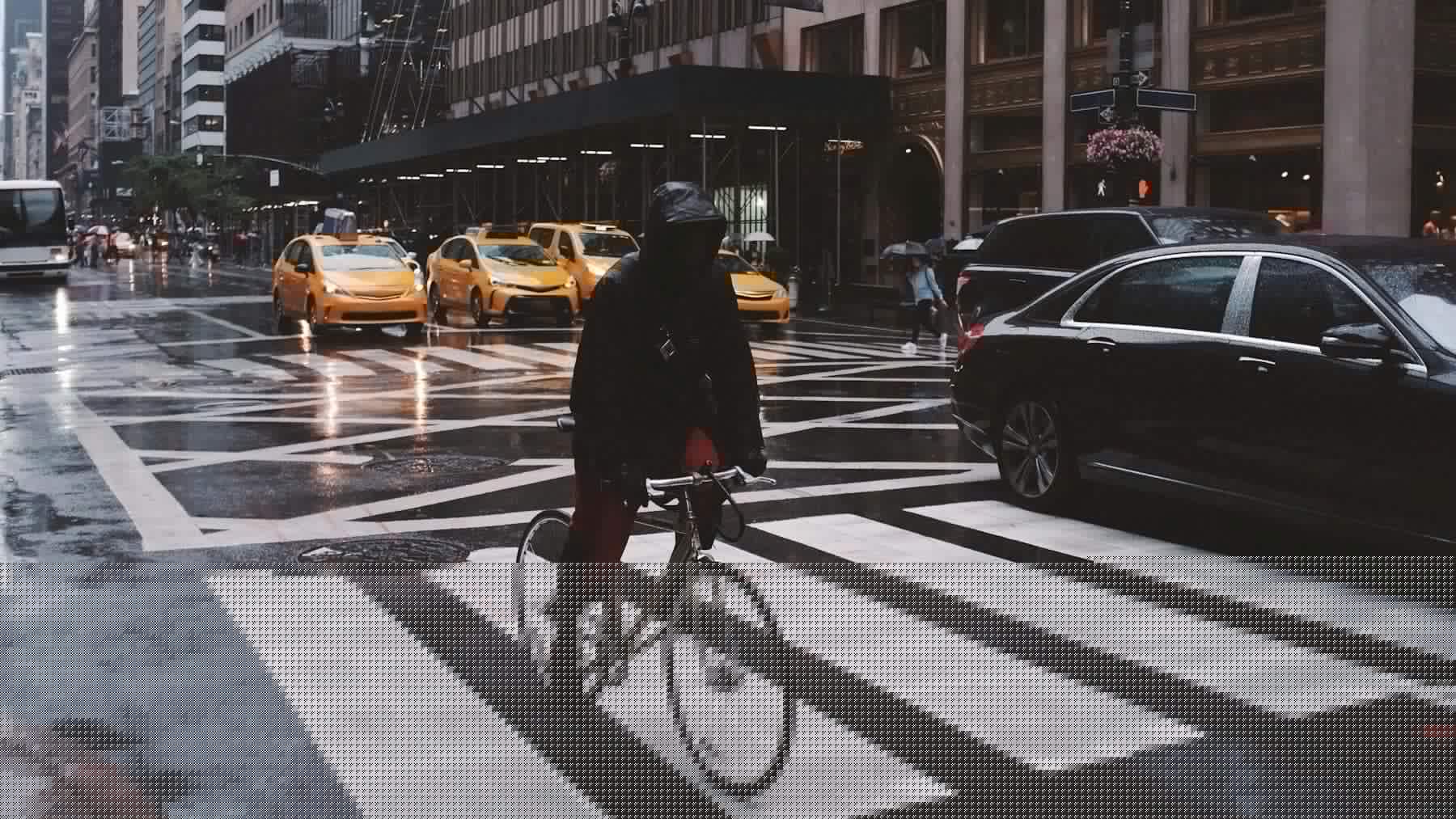 Nueva York endurece los controles sobre bicicletas y scooters eléctricos que incumplen las normas de circulación