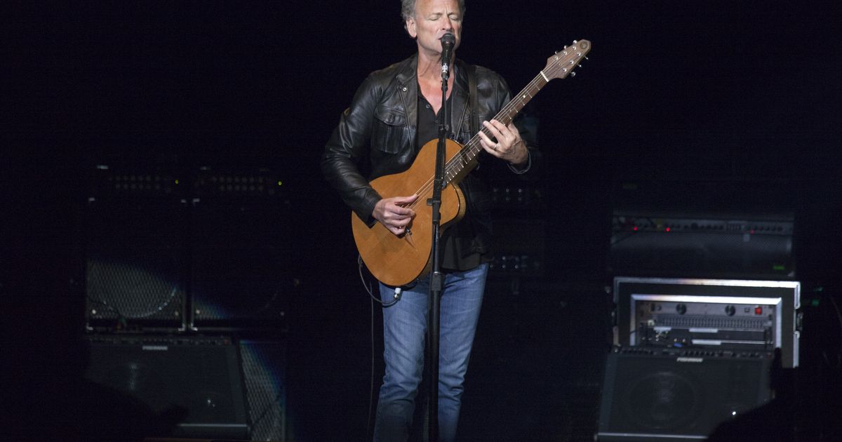 Lindsey Buckingham Lauds His Coming Album As His 'Best Work'