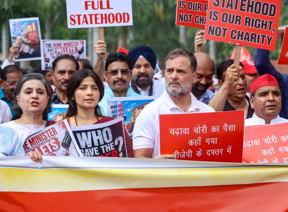 Oppn's protest march in Parliament complex over Jantar Mantar police action, Ram temple donation row